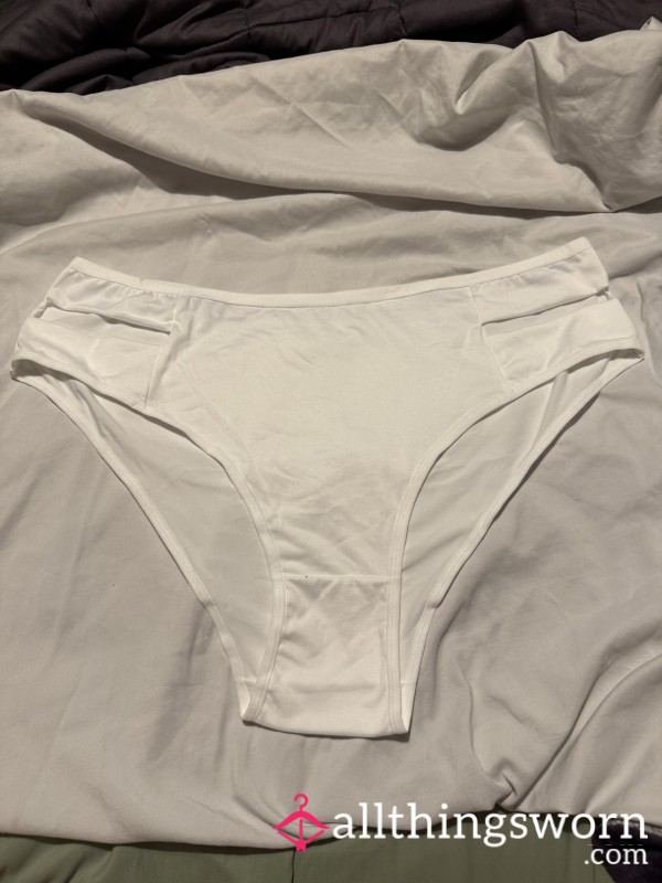Plus Size Knickers | Cutout Detail | White
