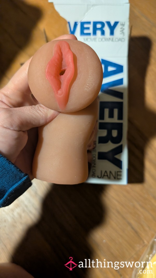 Pocket Pu**y Avery