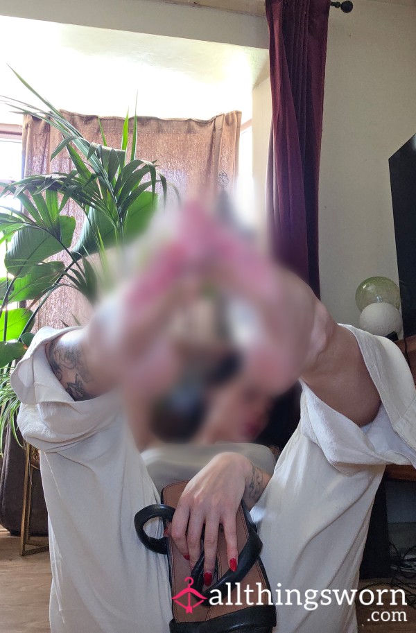 Pointed Scrunched Toes, Red Polish Foot Pics Lay Back With Feet Into Camera