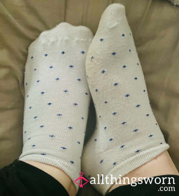 POLKA DOTS & SOFT SOLES 🧦