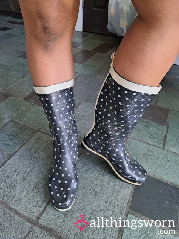 Polka Dotted Rain Boots Sz9