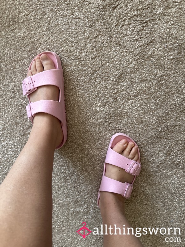 P**l Sliders In PINK
