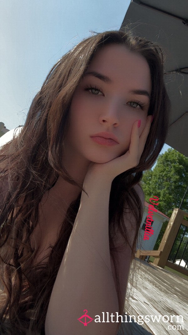 P**lside Bikini Set ☀️ (7 Pics)
