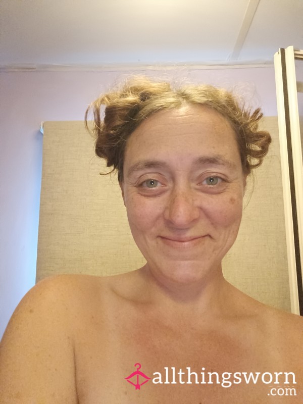 Post Shower Boobie Pics & Tan Lines