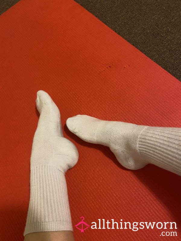 Post-Workout Gym Socks – Straight From My Shoes 💦