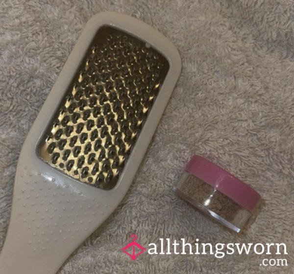 Pot Of My Cheesy Foot Dust 🦶🏼🧀