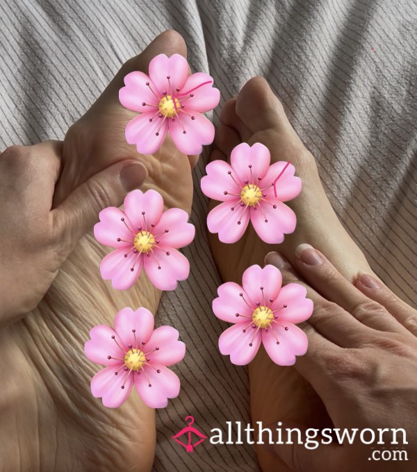 💕 POV Foot Ma**age Video 💕