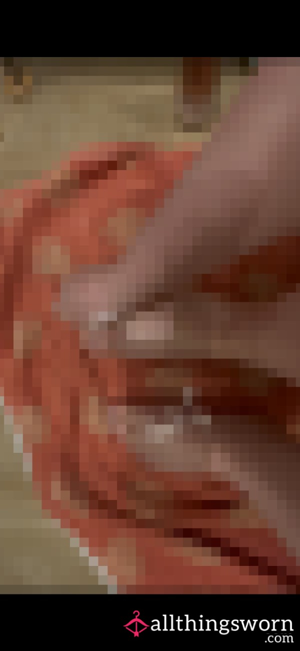 POV Moisturising My Tiny Feet With Thick Creamy Lotion