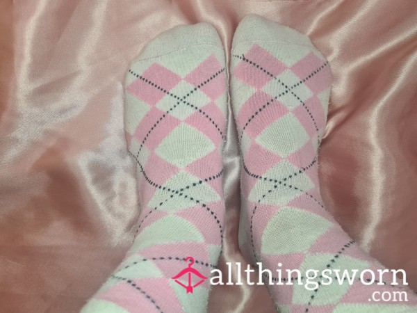 Pre-loved 💖Cute Pink Socks