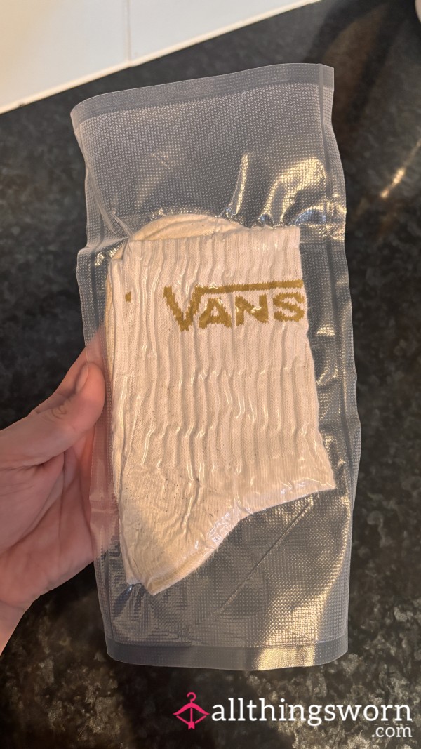 Pre-Packaged White 'Vans' Tube Crew Socks - 36 Hours Of Wear