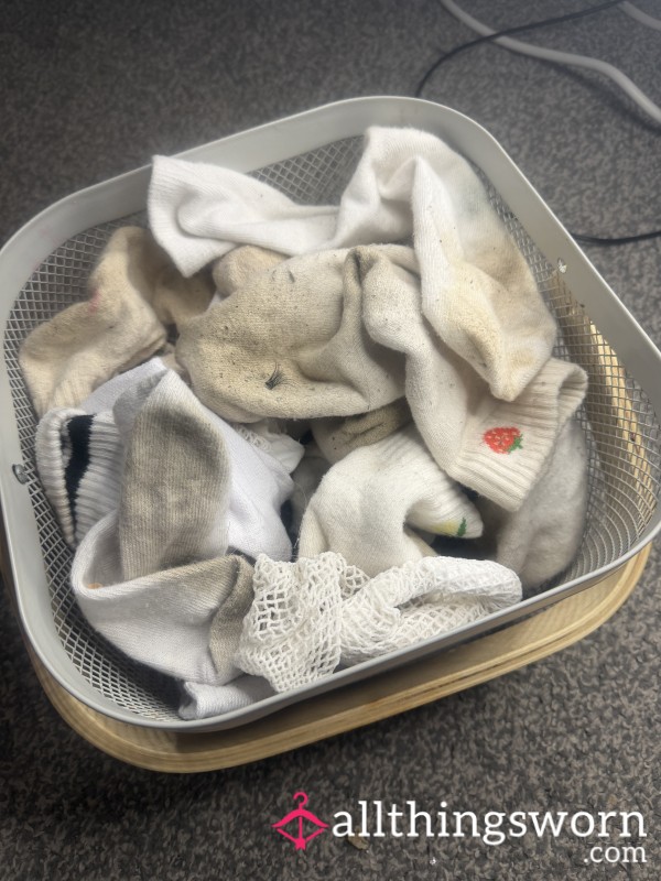 Pre Worn Socks, Mystery Pair From My Hamper🧦