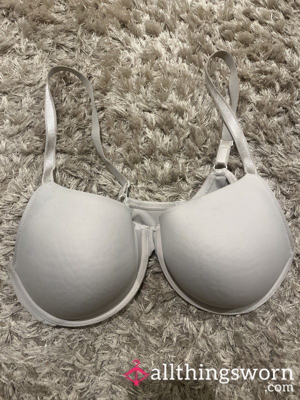Postpartum Breast Milk Stained Milf 7 Days Old Well Worn Unwashed Swollen B**bs White Tshirt Bra