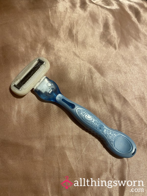 Premium Used Razor
