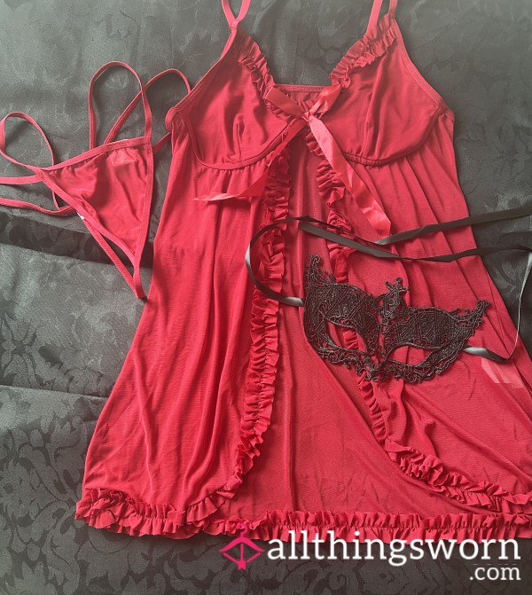 Pretty 2 Piece Slip With G String And Lace Eye Mask