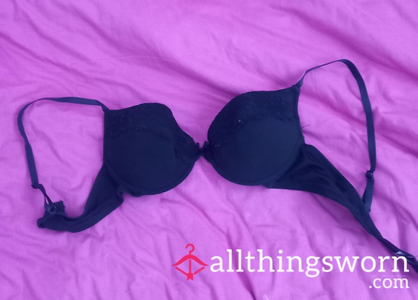 Pretty Black Bra 32c