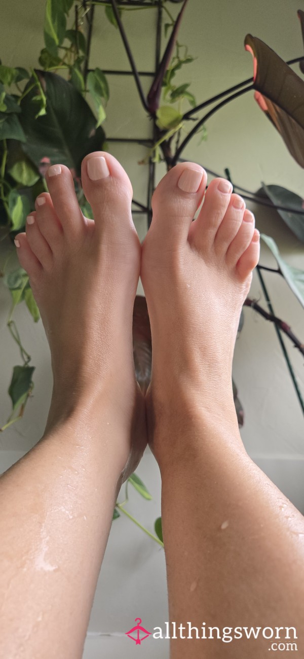 Pretty Feet