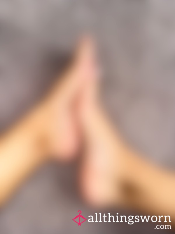 Pretty Feet