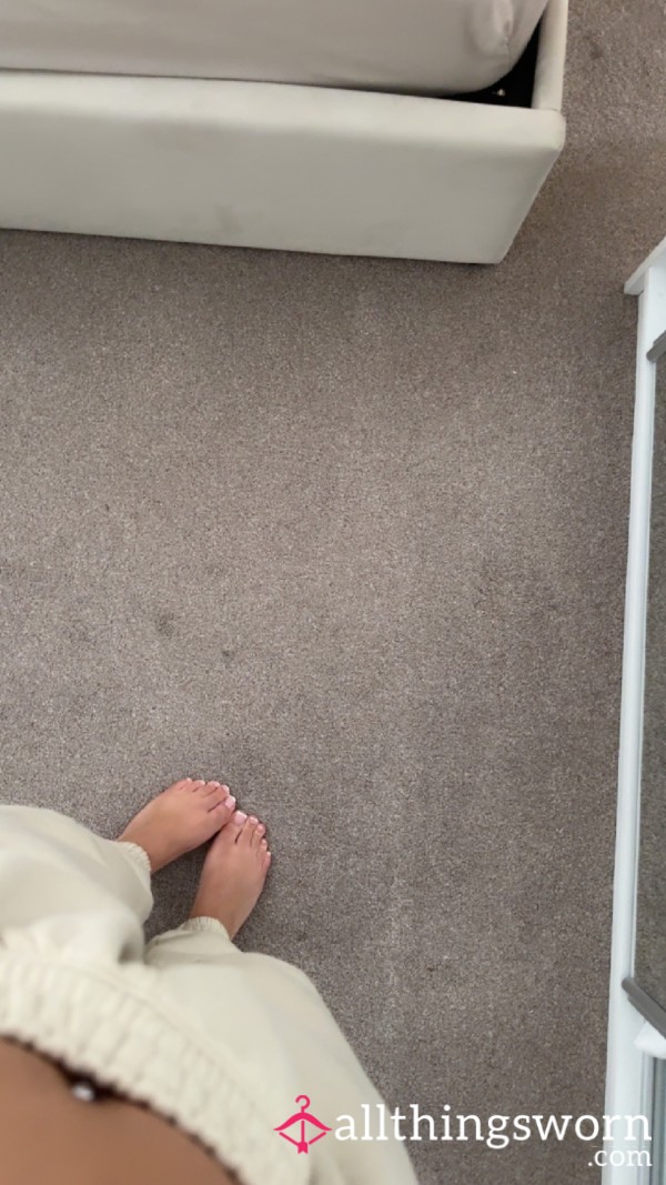 Pretty Feet Can Do Pretty Things For You💋