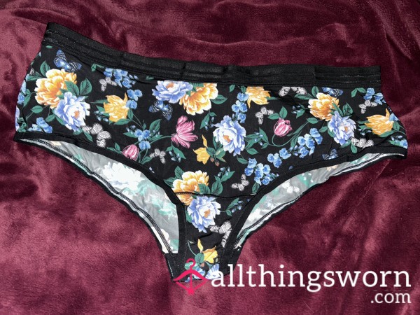 ~PRETTY FLor*l & BLACK STRETCHY SATIN THIN SECOND SKIN CHEEKY PANTY~