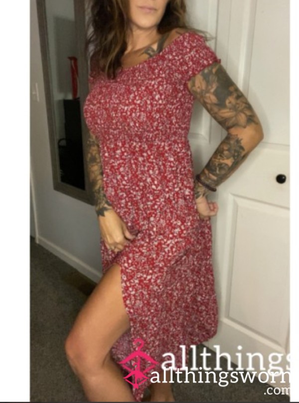 Flor*l Maxi Dress. Perfect For A Sissy Like You To Wear This Summer ☀️
