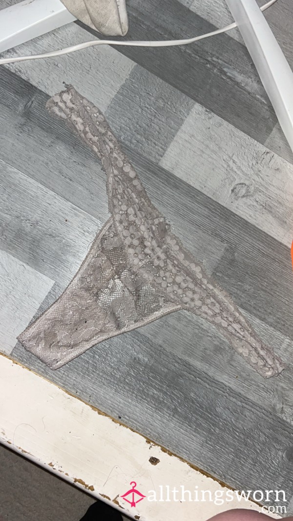 Pretty Flor*l Thong