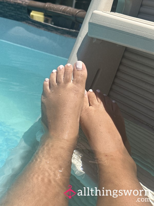 Pretty Painted Toes