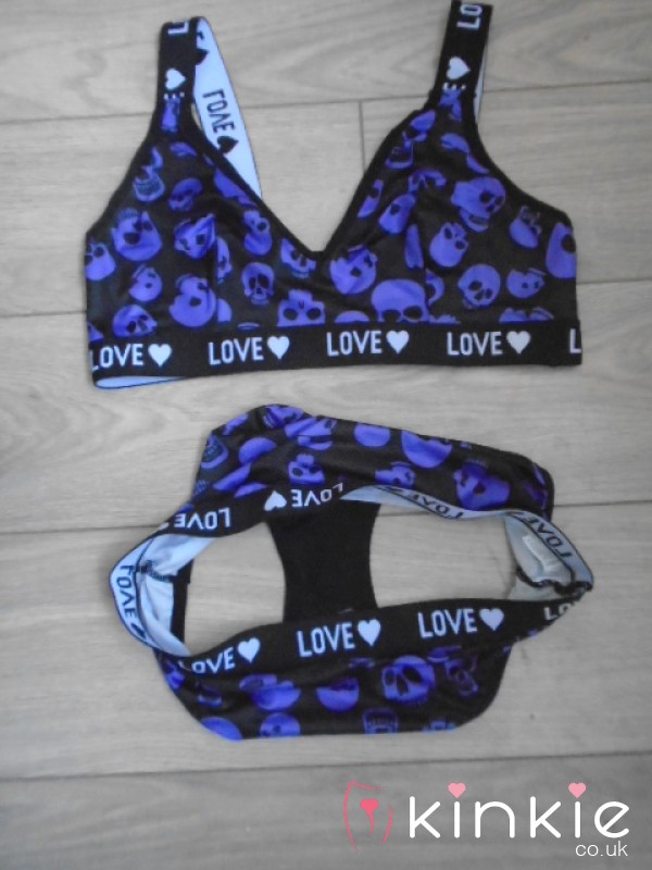 💜Pretty Panties And Top Set💜