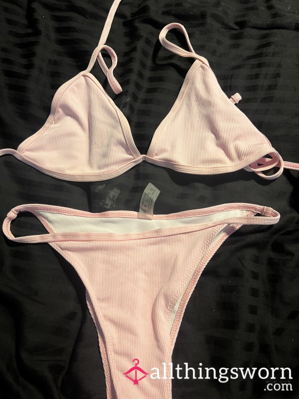Pretty Pink Bikini🩷