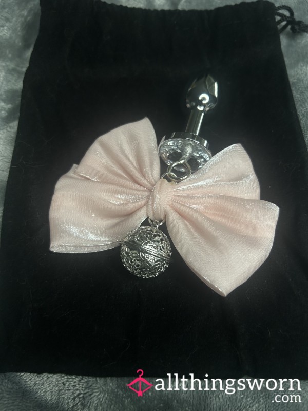 Pretty Pink Bow Bu*t Plug With Bell