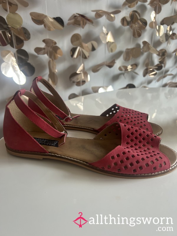 Pretty Pink Open Toe Sandals🌺