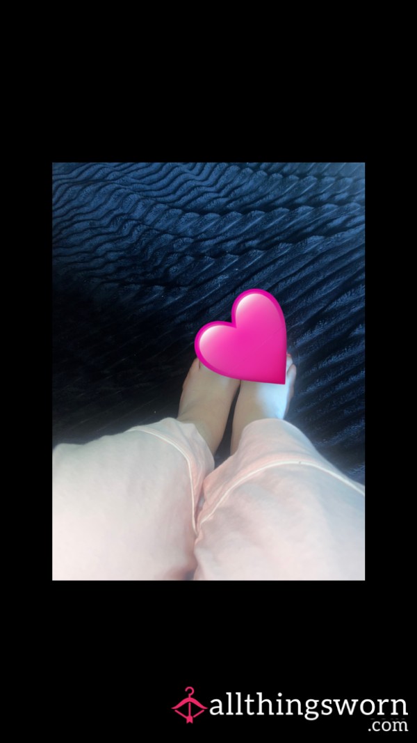 Pretty Pink Toes Move The Heart