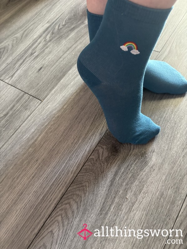 Pretty Rainbow Socks 🌈