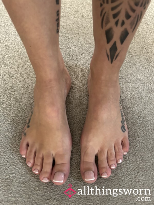 Pretty Toes Do It Better