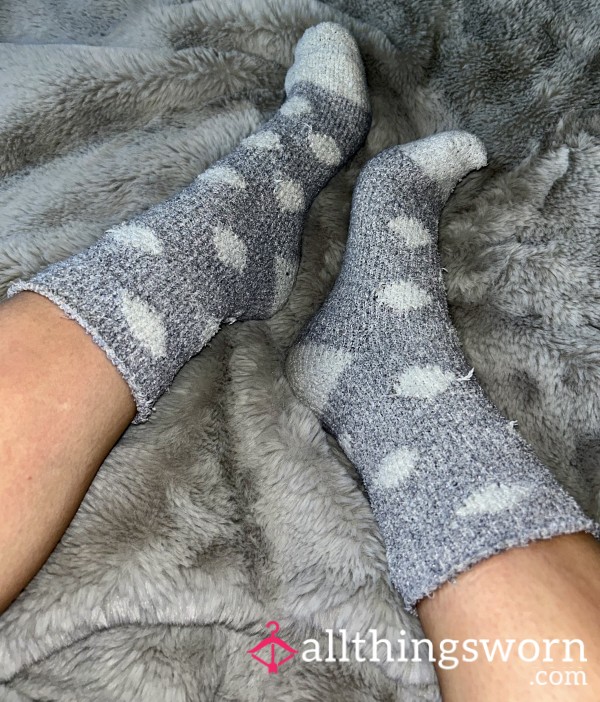 Princess Georgia’s Smelly Sweaty Socks | Proof Of Wear 📸 Grey & White Fuzzy Fluffy Socks