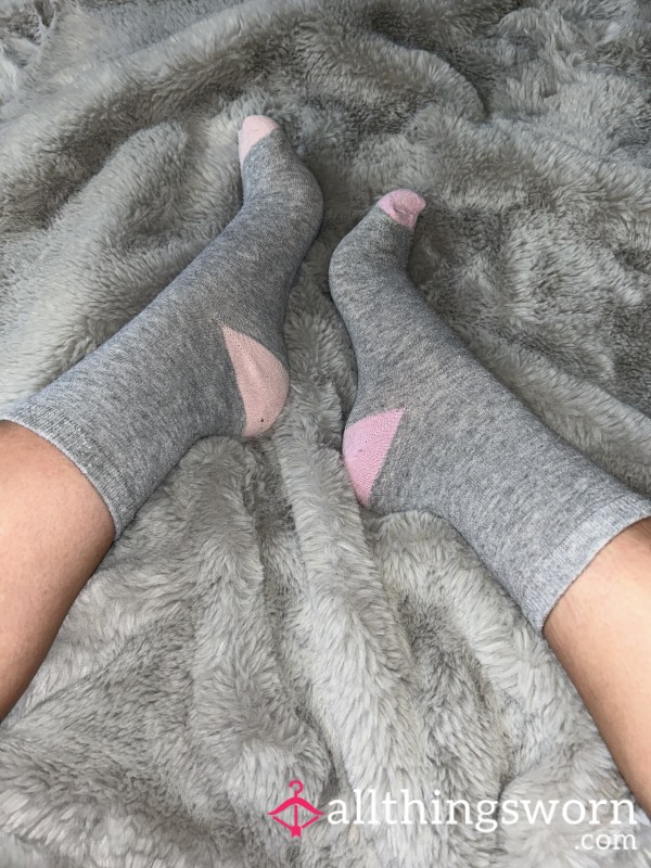 Princess Georgia’s Smelly Sweaty Socks | Proof Of Wear 📸 Grey & Pink Socks