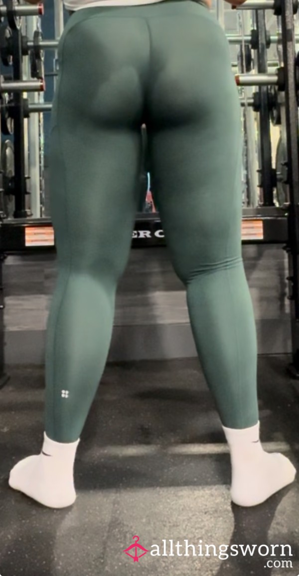 Pro Athlete Sweaty Stenched Leggings
