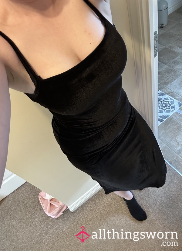 £15 Black Velvet Dress
