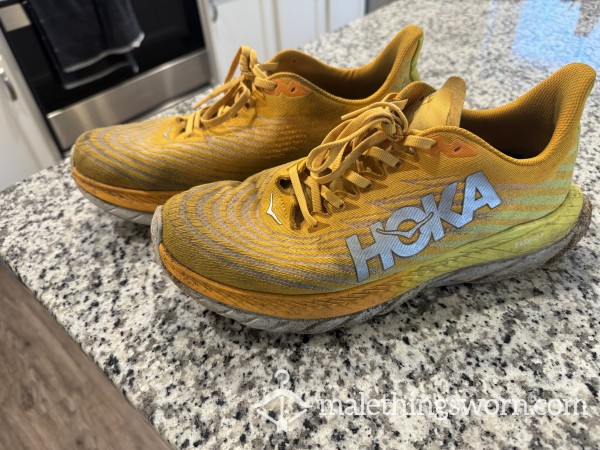 PT Running Shoes