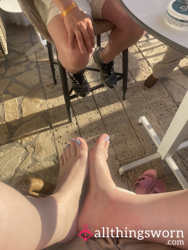 Public Feet Pics