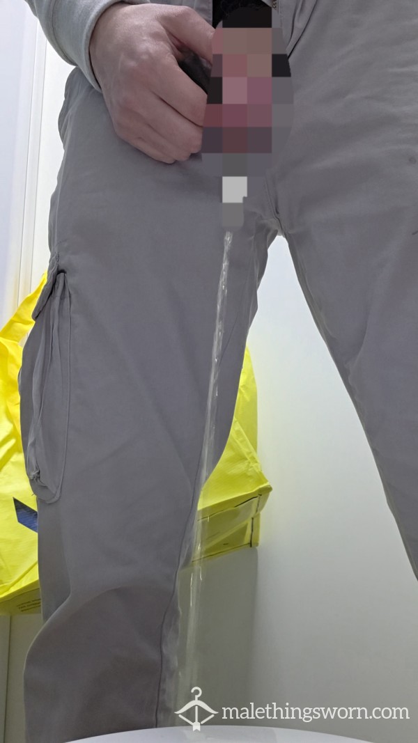 Public Restroom Relief: Blue Collar Voyeur In Work Cargos 👷‍♂️💦