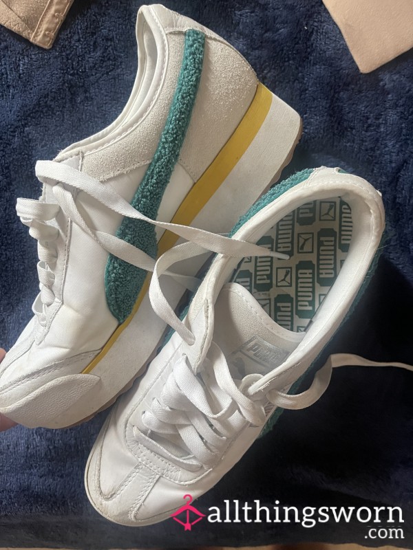 Puma Sneakers