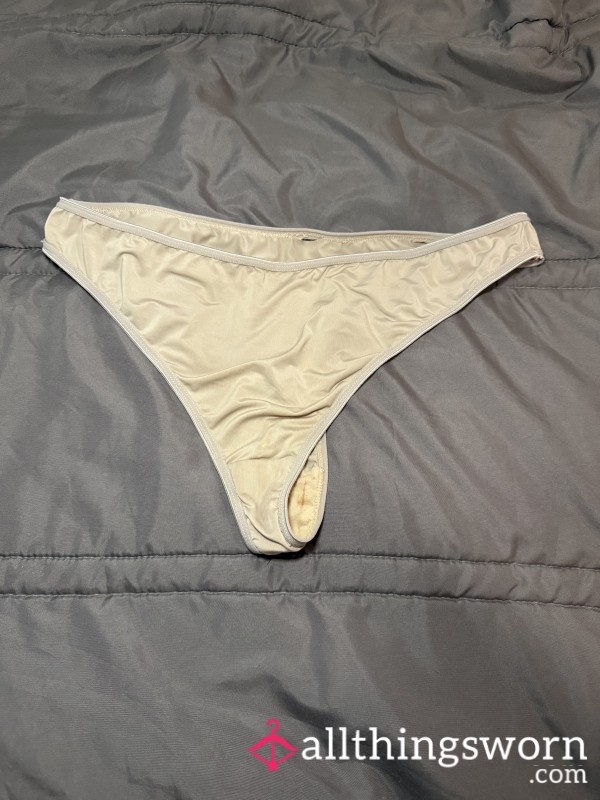 Pungent Old Panties