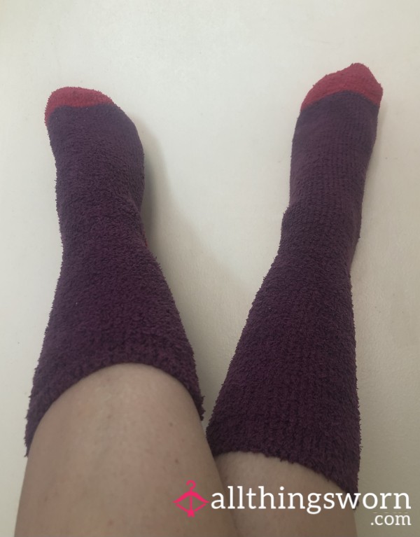 Dark Purple Fluffy Socks (Red Detail)