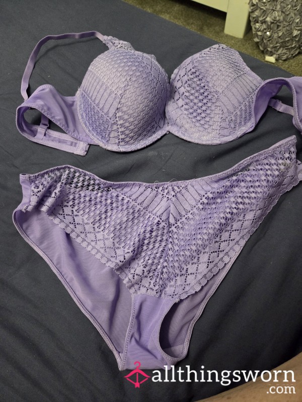 Purple Bra And Pantie Set 38b Lacy