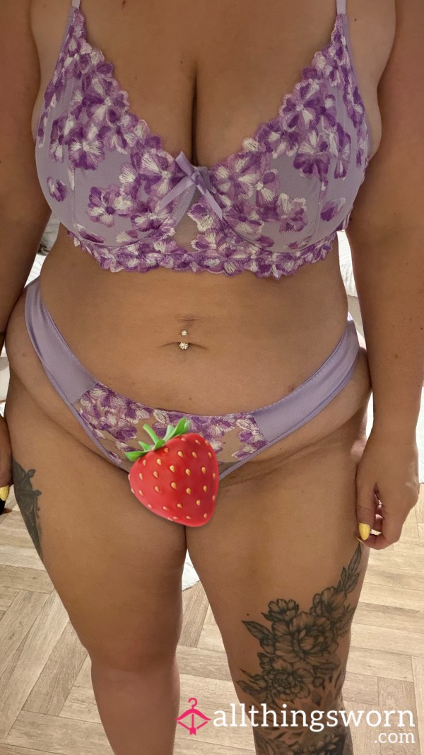 💜 Purple Flor*l Bra & Thong Set – Size 1XL 💜