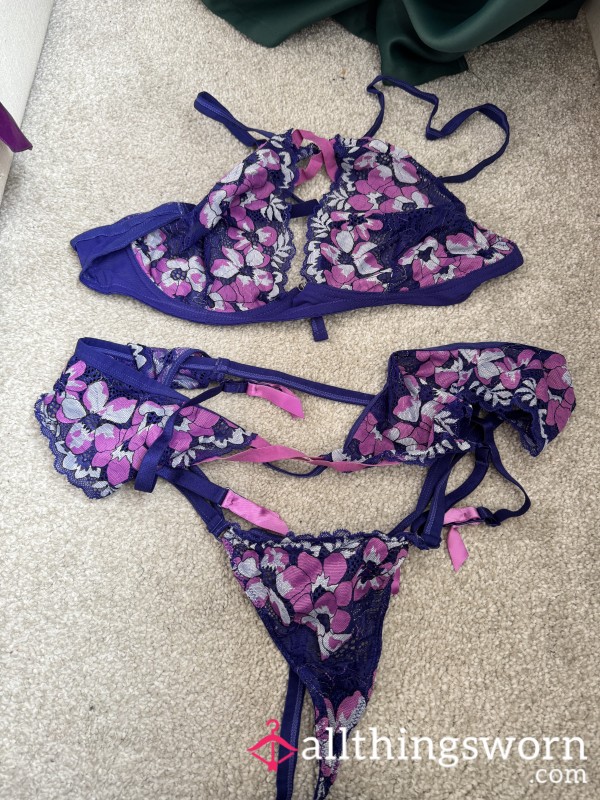 Purple Flor*l Set