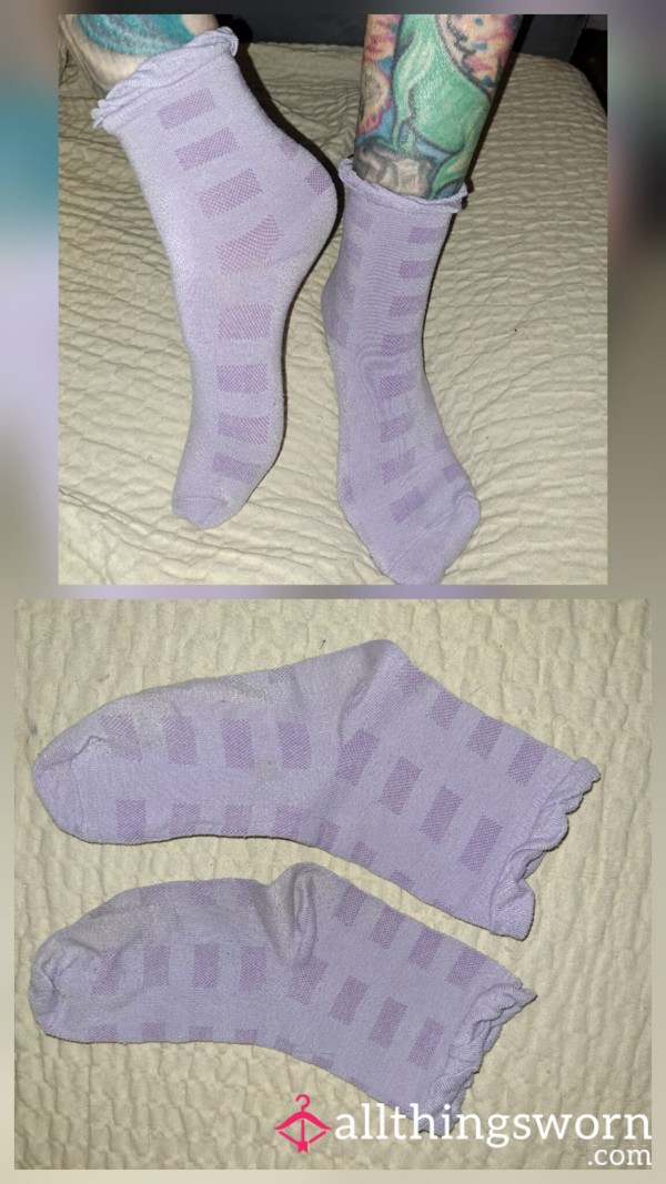 Purple Frilly-Top Socks