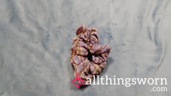 💜 Purple Plaid Scrunchie 💜