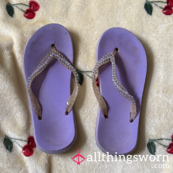 Purple Sparkly Flip Flops 💜 6+ Years Wear