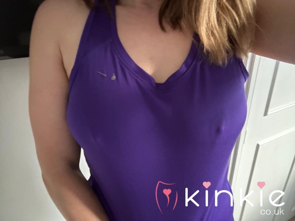 PURPLE WORN NIKE SWEATY SMELLY GYM TOP WORN FOR 48 HOURS 5 STAR ⭐️ ⭐️⭐️⭐️⭐️ REVIEWS